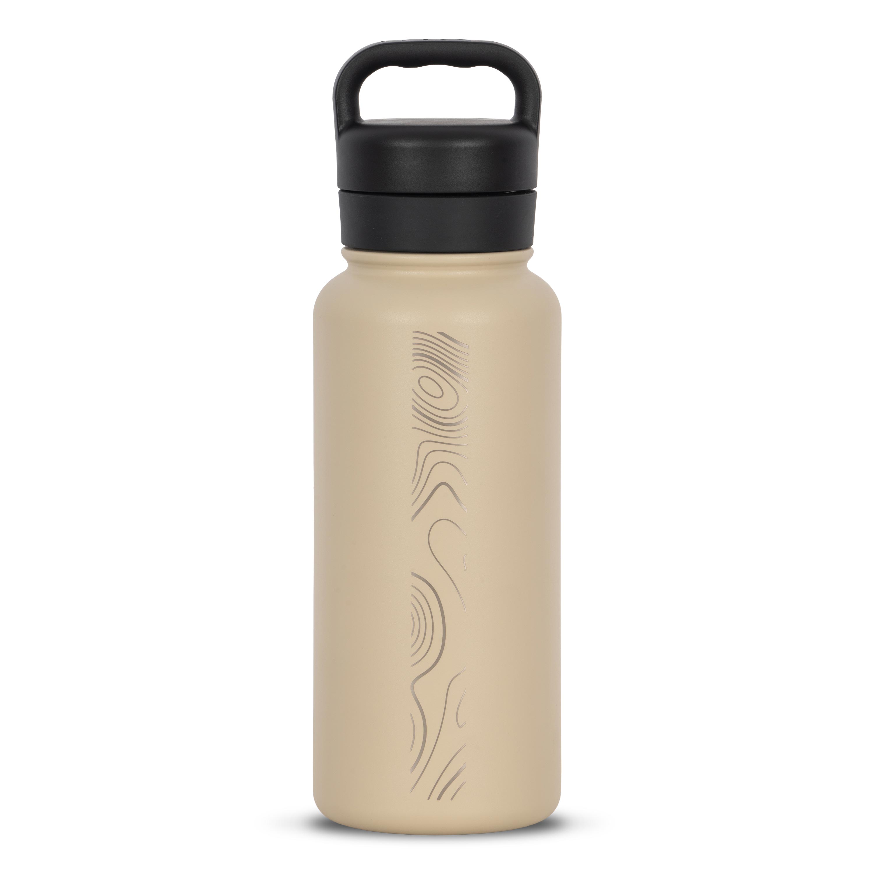 Rear view of tan 960ml stainless steel drink bottle with closed lid and handle. Silver etched sand dune pattern on side.